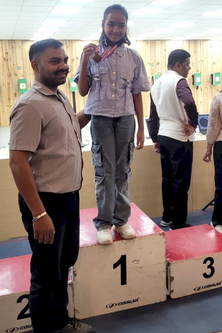 बरेली: स्मार्ट सिटी शूटिंग चैंपियनशिप में छंद प्रिया भास्कर ने जीता स्वर्ण पदक