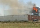 कोल्डस्टोर में धधकी आग, उठीं 10 फीट ऊंची लपटें, लाखों का माल जलकर राख