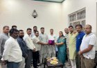 ब्लॉक प्रमुख प्रतिनिधि डॉ. आशुतोष गंगवार ने सेंथल के नीट सफल छात्रों का किया सम्मान