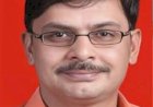 बकाया सैलरी मांगी तो गनर से मारपीट का आरोप