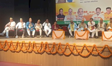 कैंट विधानसभा में आयोजित हुआ सक्रिय सदस्यता सम्मेलन: सम्मान को ठेस पहुंचाने वालों को सबक सिखाऊंगा बोले- डॉ. उमेश गौतम 