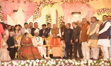 अपूर्व,संजना की शादी में पहुँचे सीएम योगी