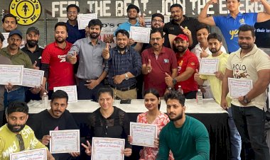 बरेली: डॉ. खालिक अंसारी और डॉ. तनीम साबिर ने सिखाए जीवन बचाने के गुर, सीपीआर ट्रेनिंग और रक्तदान शिविर संपन्न
