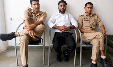 'छात्रों की आवाज़ नहीं दबेगी'