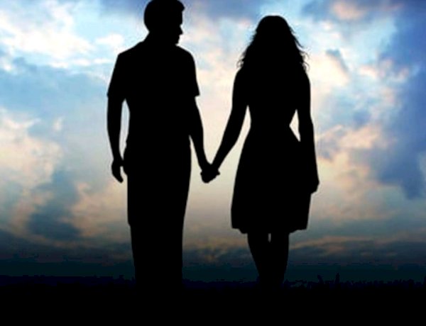 Aligarh: सास दामाद के साथ फरार, बेटी की शादी से पहले उड़ाए नकदी और जेवरात