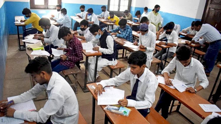 UP Board Help Desk: स्टूडेंट्स की मदद के लिए विषय विशेषज्ञ और काउंसलर करेंगे हर समस्या का समाधान