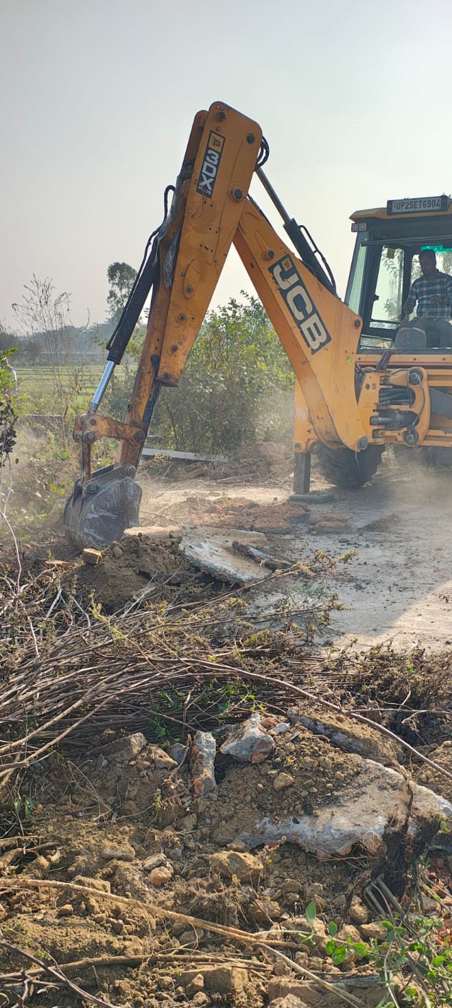 बीडीए की करवाई, कॉलोनी ध्वस्त 