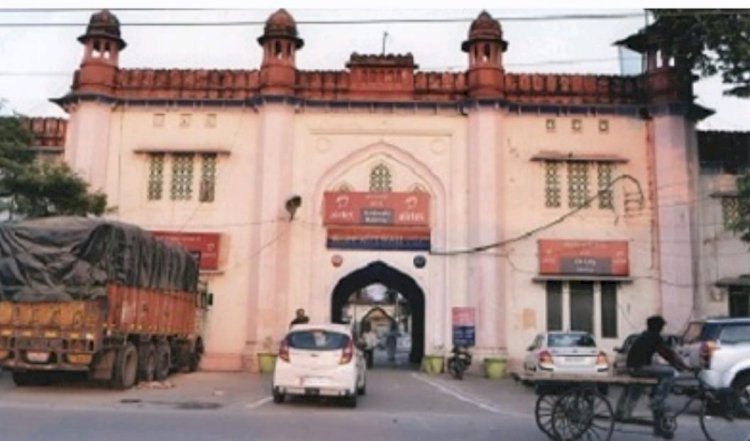 भीड़ ने डॉक्टर स्टाफ पर किया हमला