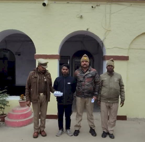 मीरगंज: फरार चल रहे लूट के आरोपी को पुलिस ने किया गिरफ्तार