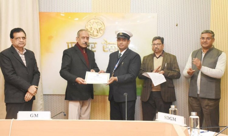 सजगता बनी सुरक्षा की ढाल