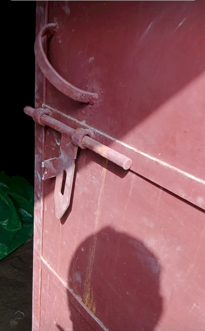 मुडिया अहमदनगर में ताला तोड़कर चोरी