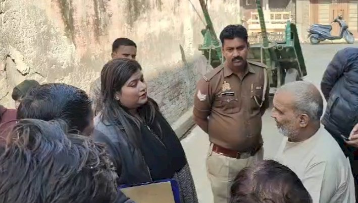 वार्ड 72 में अवैध डेयरियों पर नगर निगम का अभियान