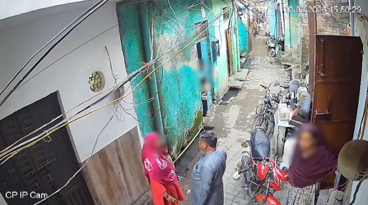 शोक में डूबी विधवा को परिवार सहित दबंगो ने किया बेघर