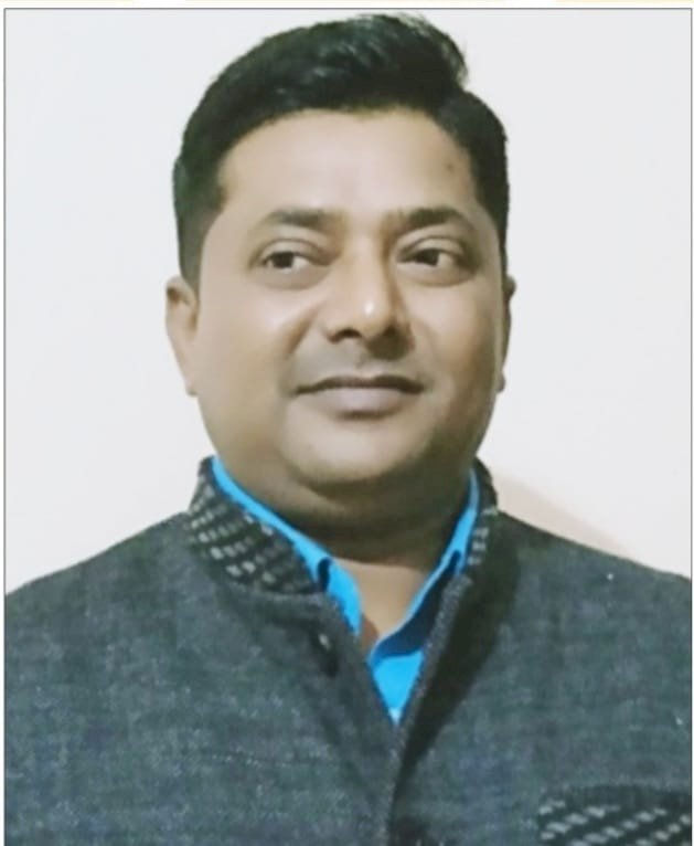 सरकारी विद्यालय बना मिसाल, प्रधानाध्यापक के प्रयासों से बच्चों ने जीते पुरस्कार