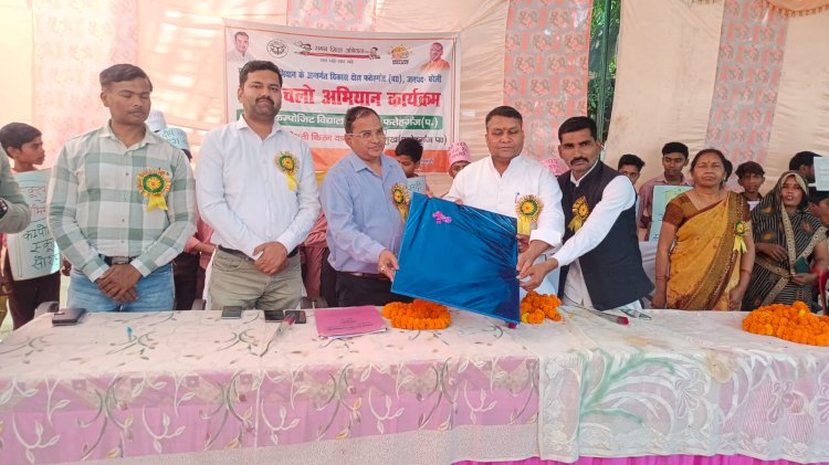 स्कूल चलो अभियान की रैली से शिक्षा का संदेश