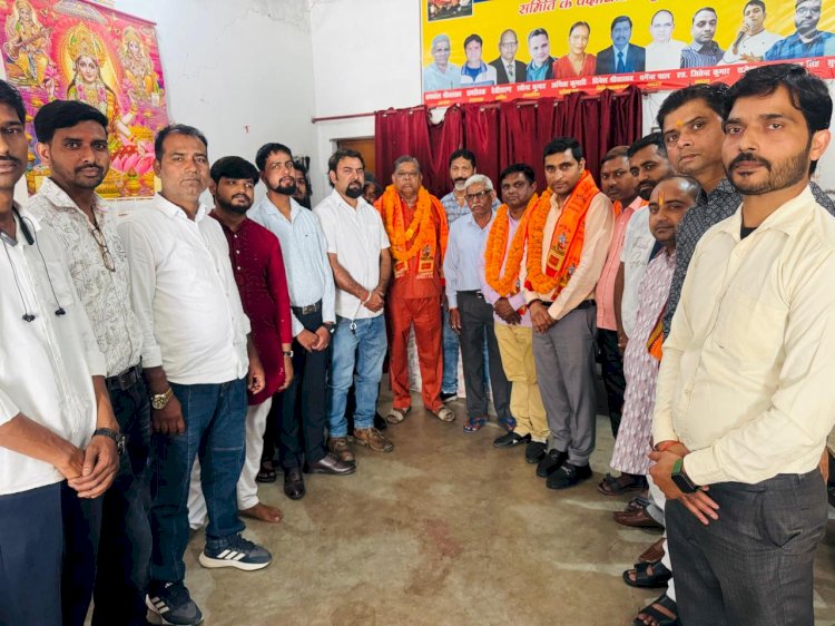 सैलून एसोसिएशन ने मनाई जयंती