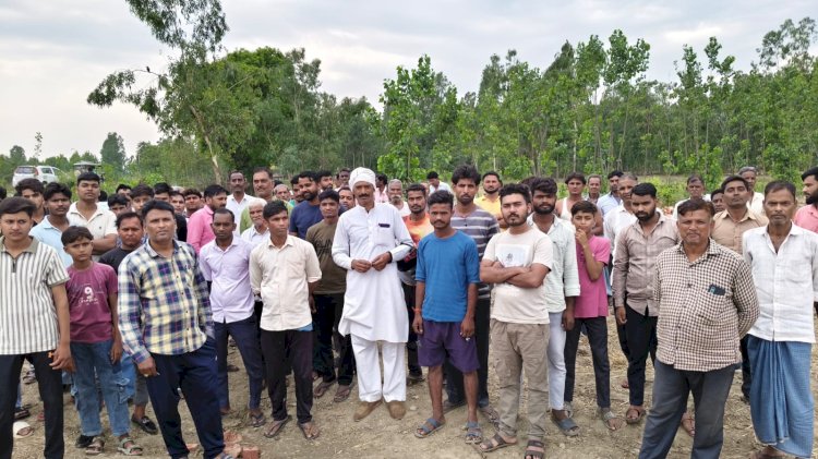 बच्चों के स्कूल के पास बन रही राइस मिल पर बवाल, ग्राम समाज का नाला पाटने का आरोप, ग्रामीणों में भारी आक्रोश