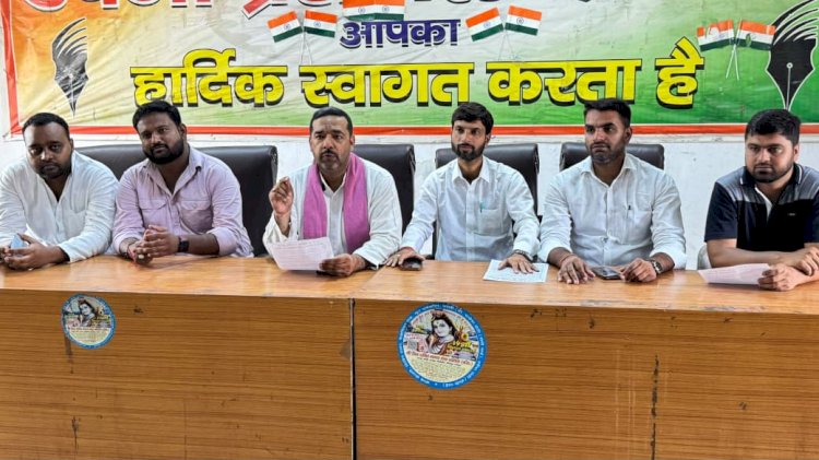 बरेली के विकास कार्यों पर सपा के सवाल