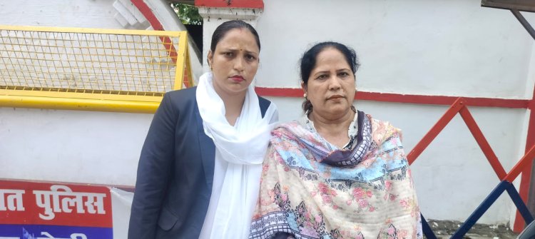 पड़ोसी पर गाली-गलौज और जान से मारने की धमकी देने का आरोप, महिला अधिवक्ता ने मांगी सुरक्षा