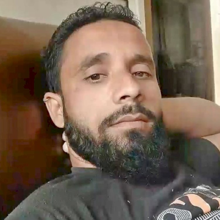 हाईटेंशन लाइन की चपेट में मजदूर, गिरकर मौत