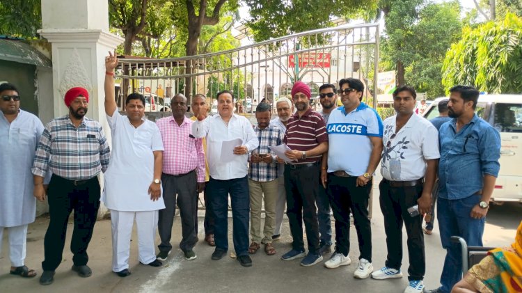 व्यापारियों की समस्याओं को लेकर मुख्यमंत्री को ज्ञापन
