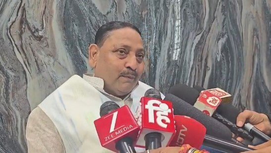 धर्मेंद्र कश्यप की ‘टाटा बाय-बाय’ पोस्ट से बरेली की सियासत गरम