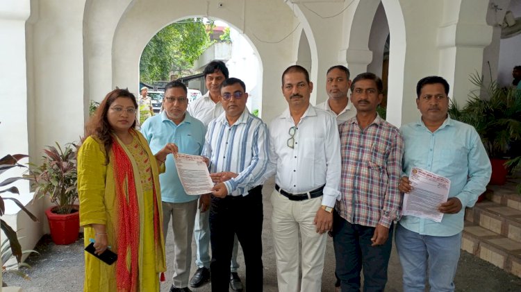 छोटे दुकानदारों की सैंपलिंग पर व्यापार मंडल ने उठाए सवाल